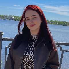 Непомнящих Арина Дмитриевна