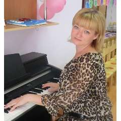 Моногарова Оксана Васильевна