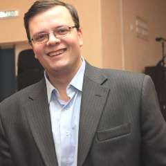 Виктор Витальевич Лукашов
