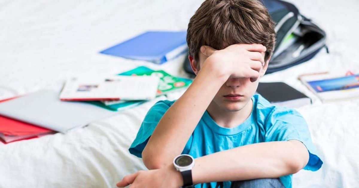 Трудности переходного возраста: как родителям достучаться до подростка