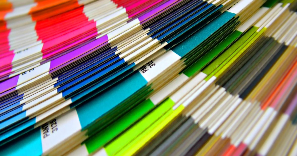 Путин поручил сократить использование тетрадей в школах