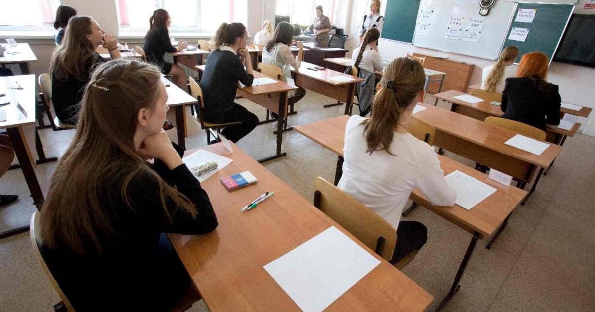 С чем связаны перегрузке детей в школе