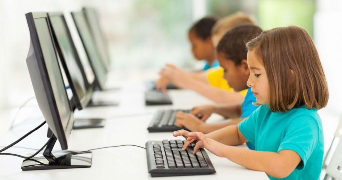 Формирование медиаобразовательных компетенций у учащихся на уроках физики в средней школе