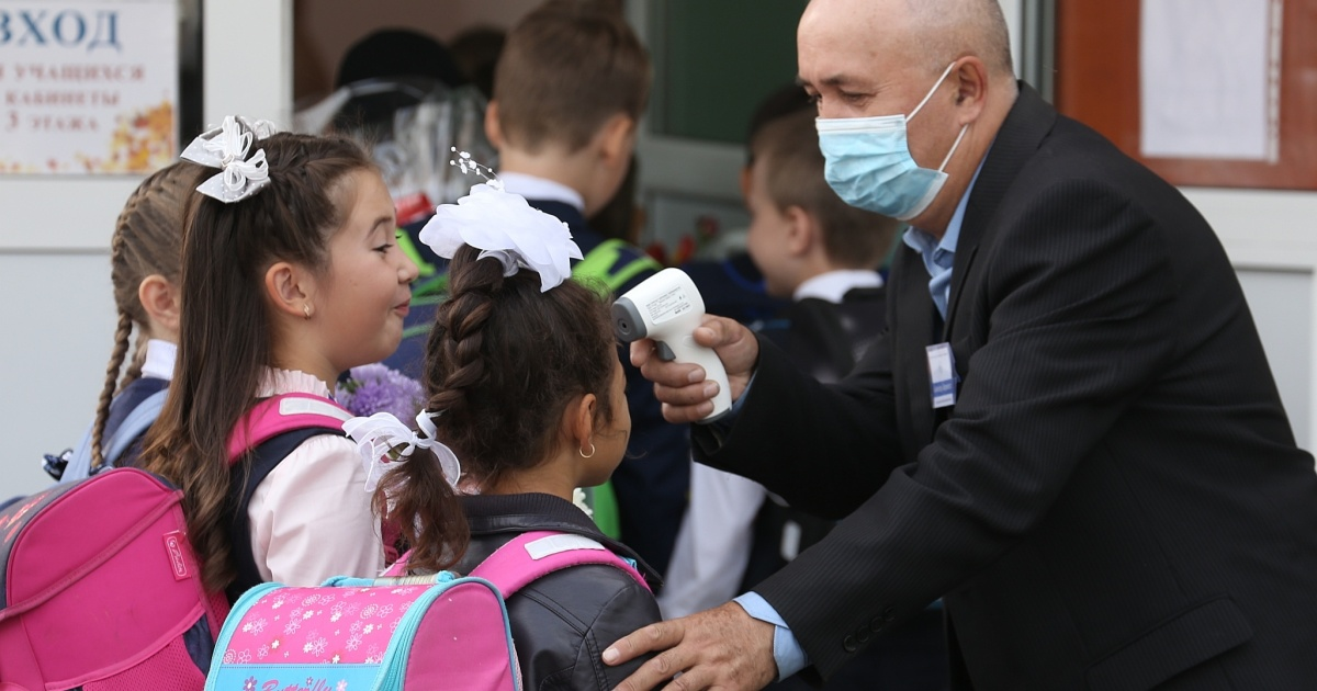 Работа музыкальных и художественных школ: единых требований для допуска к занятиям не существует