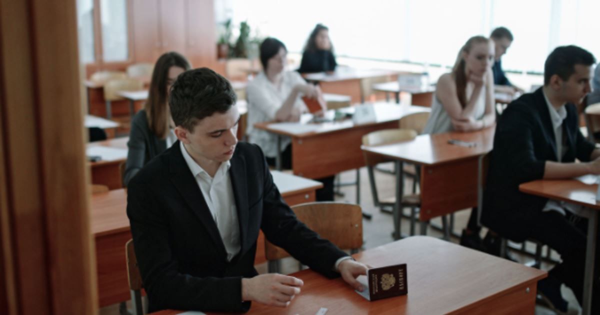 Разъяснения о выпускных экзаменах в 9 и 11 классах