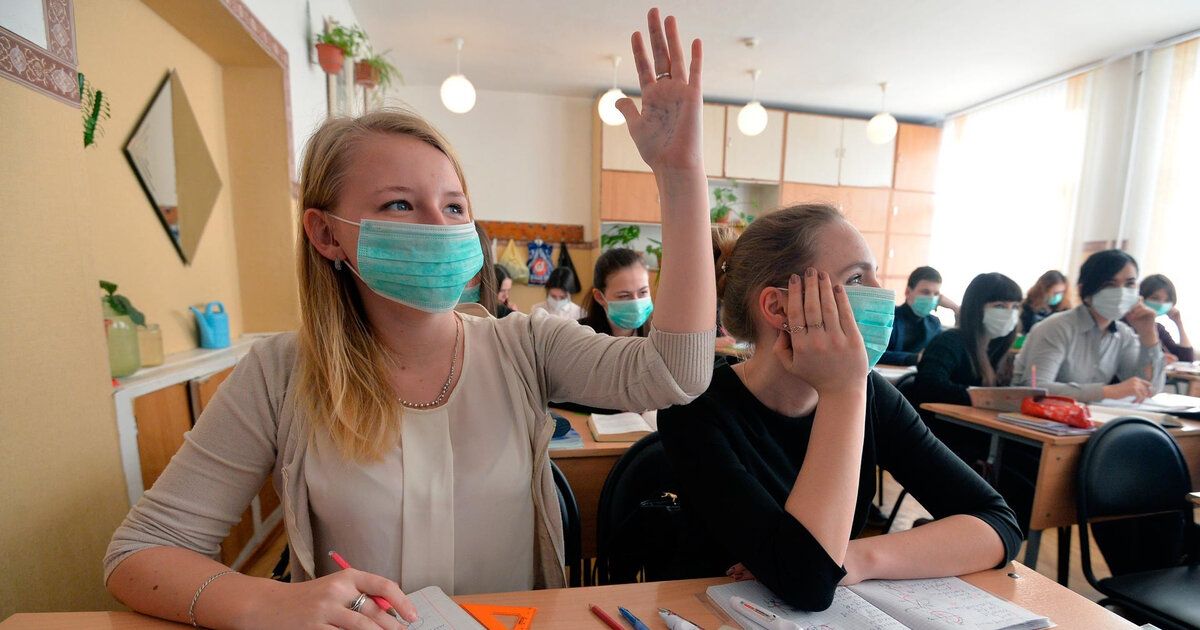 Министерство просвещения о ситуации с распространением коронавируса в школах