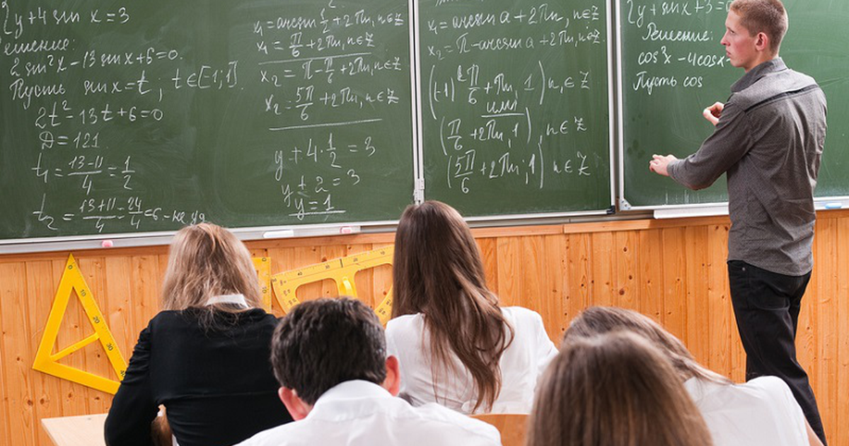 На избыток контрольных в школах родители теперь могут жаловаться в Рособрнадзор