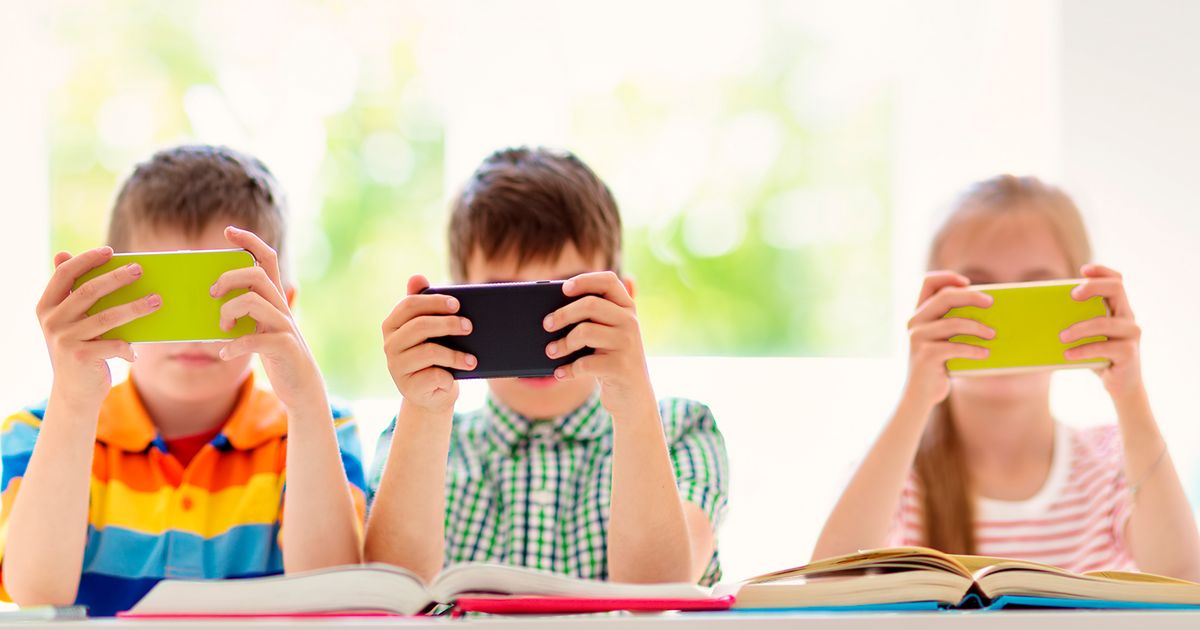 Влияние виртуальной реальности на формирование нравственных идеалов младших школьников