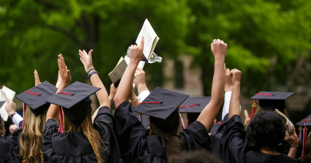 Формирование универсальных учебных действий у обучающихся в норме и насколько это важно в современном обществе