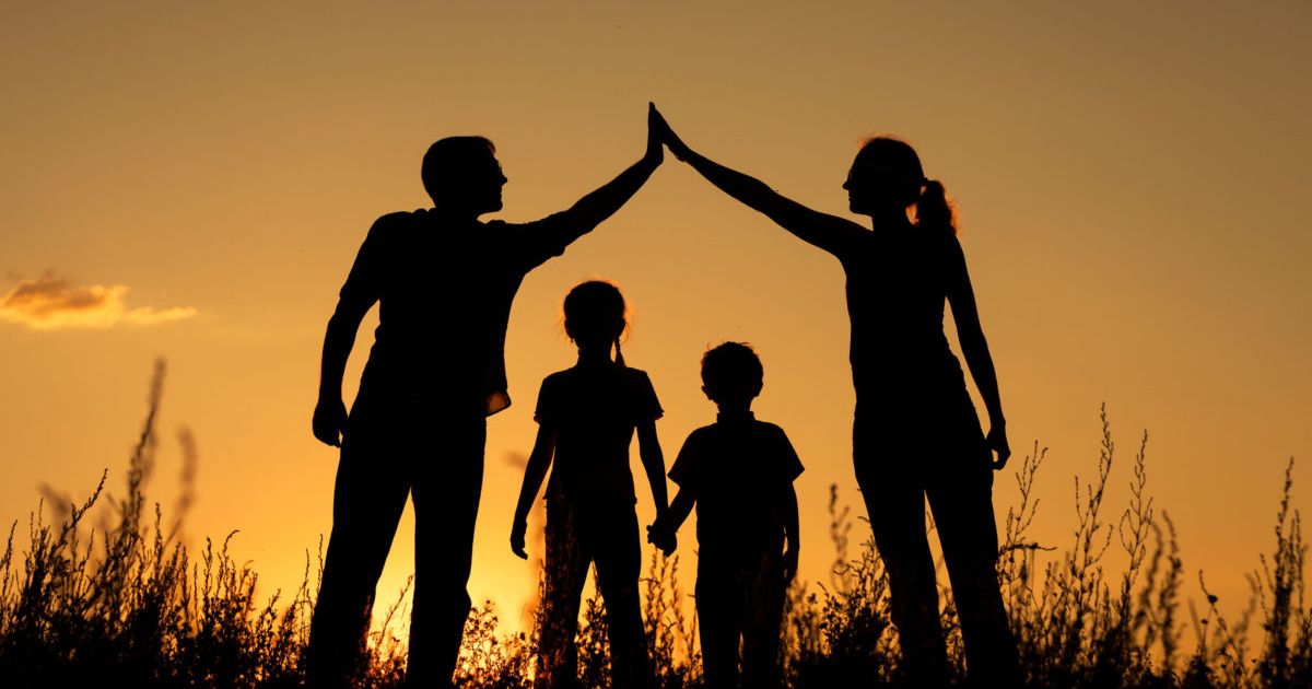 Влияние взаимоотношений в семье на развитие личности ребёнка