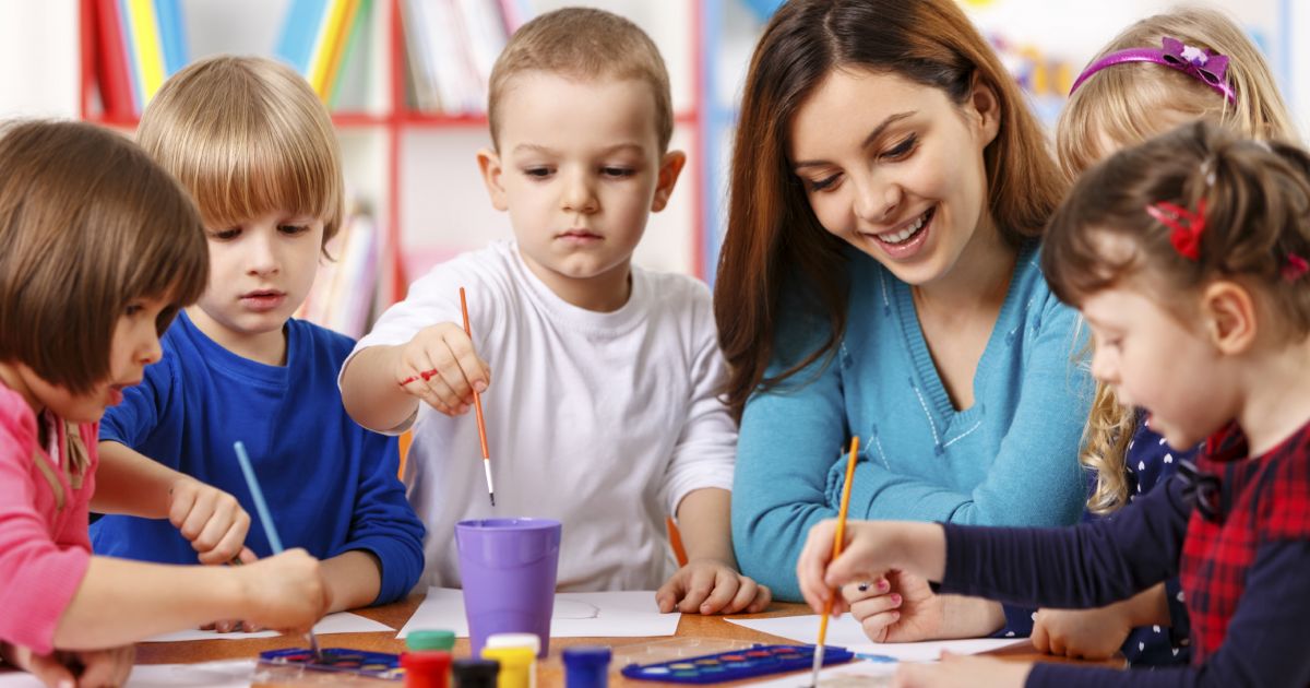 Физкультурно-оздоровительная работа по ранней профориентации дошкольников в условиях реализации ФГОС ДО