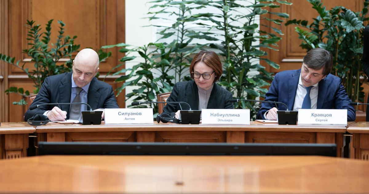 Навыки осознанного и ответственного финансового поведения школьников и студентов 