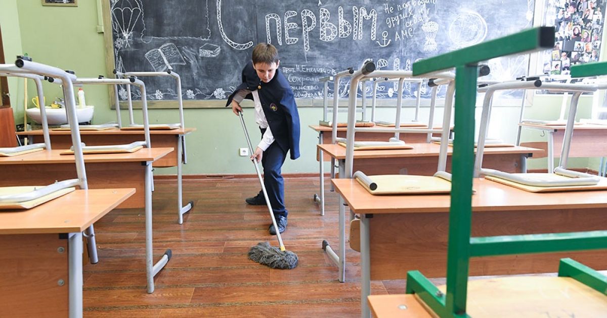 В Госдуме рассматривают законопроект об обязательном трудовом воспитании учеников