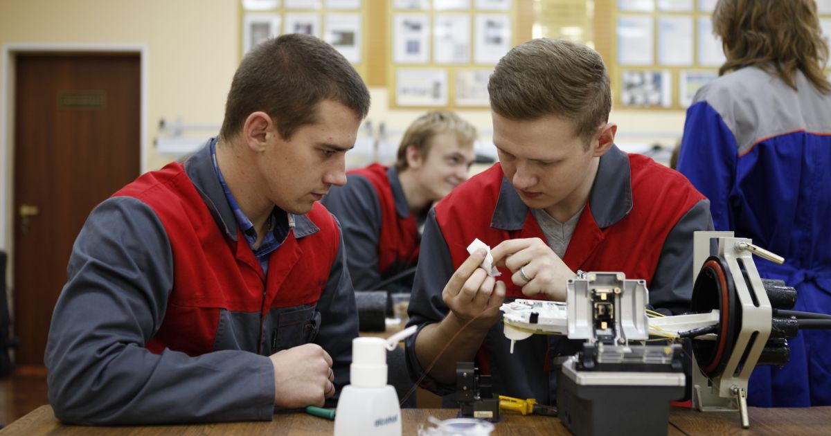 Права инвалидов и лиц с ограниченными возможностями здоровья на получение среднего профессионально образования