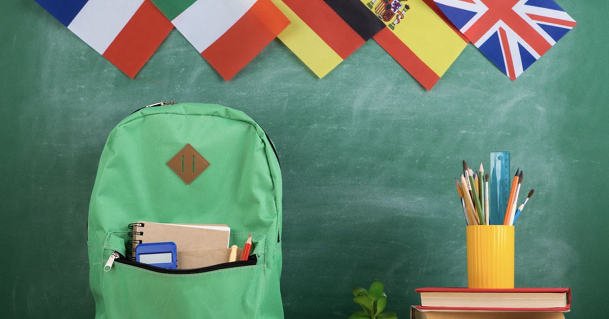 Эффективные стратегии формирования эмоционально-позитивного образовательного пространства при обучении иностранному языку