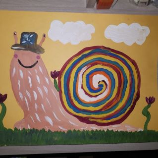 Насекомые осенью-весёлая улитка.