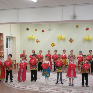 Праздничное мероприятие "Золотое сердце мамы"