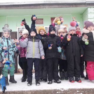 "Ёлочная игрушка"