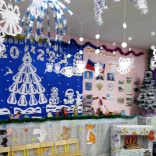 Новогоднее оформление группы"Новогоднее чудо"