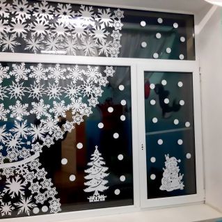 "Новогодние окна"