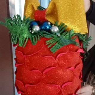 Новогодняя шишка