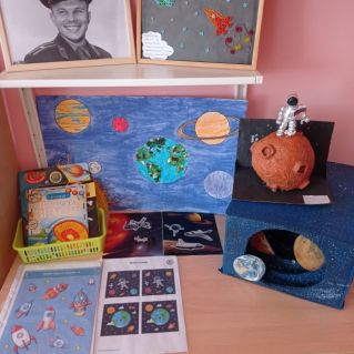 Уголок "Космонавтики" своими руками