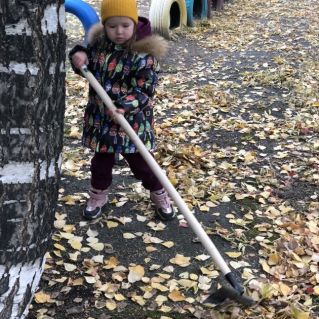 «Внучка-помощница»