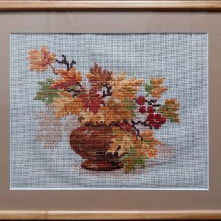 "Кленовая история" (вышивка)