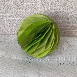 Новогодняя игрушка - шар