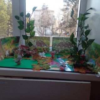 макет по сказке В. В. Бианки " Как муравьишка домой спешил"