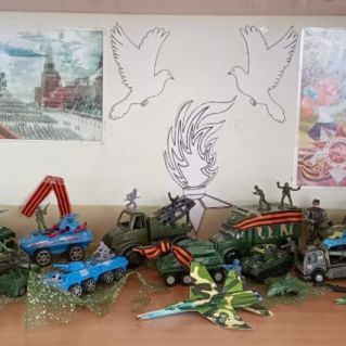 Выставка военной техники ко Дню Победы