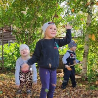 "Веселый листопад"