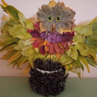 "Совушка" работа из природного материала