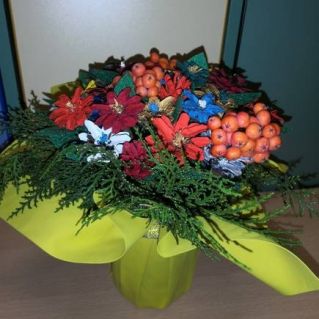 Выставка поделок "Осенний вернисаж"