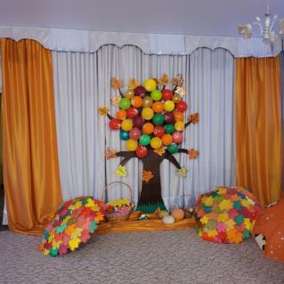 Осень золотая в гости к нам пришла!