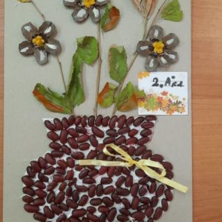 Осеннее панно из природного материала "Осенний букет."