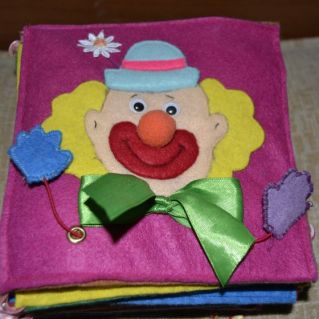 книжки - малышки (для развития мелкой моторики на логопедических занятиях)