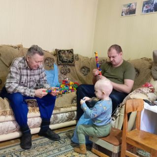 Три поколения в деле