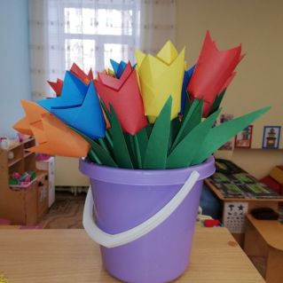 Тюльпаны к празднику