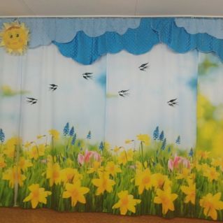 С весенним, светлым женским днем!