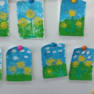 Одуванчики, одуванчики любят девочки и мальчики.