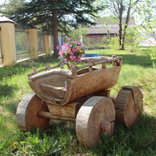Цветочная телега