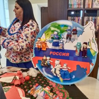 "Мы- одна большая семья"