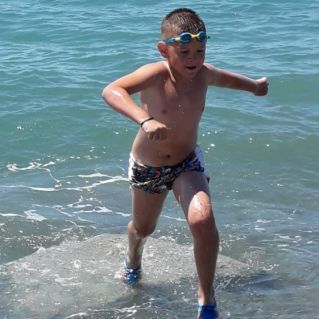 "Бегущий по волнам"