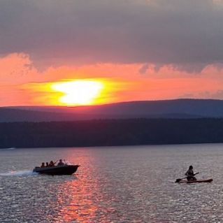 Закат на озере Таватуй