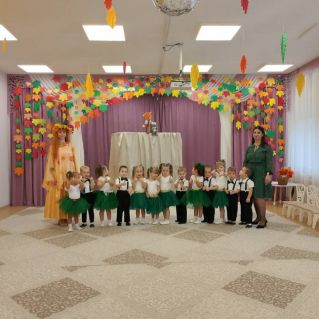 группа "ЛАПУШКИ"