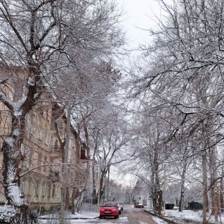 Красная машина