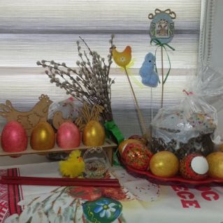 «Скоро Пасха»