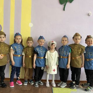 «Юные солдаты»