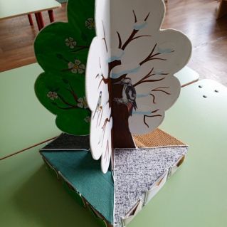 Дидактическая игра "Времена года"